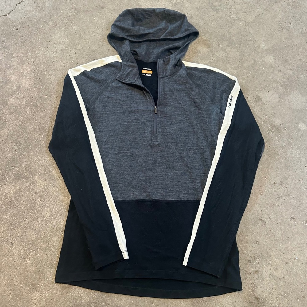 Icebreaker Hoodie Mens M Black Gray 200 Merino Wool 1/4 Zip Baselayer 1007749